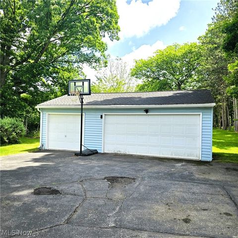 7667 S Eastland Road, Middleburg Heights, OH 44017