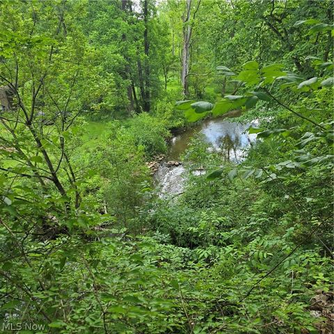 7667 S Eastland Road, Middleburg Heights, OH 44017