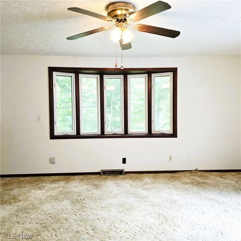 7667 S Eastland Road, Middleburg Heights, OH 44017
