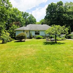 7667 S Eastland Road, Middleburg Heights, OH 44017