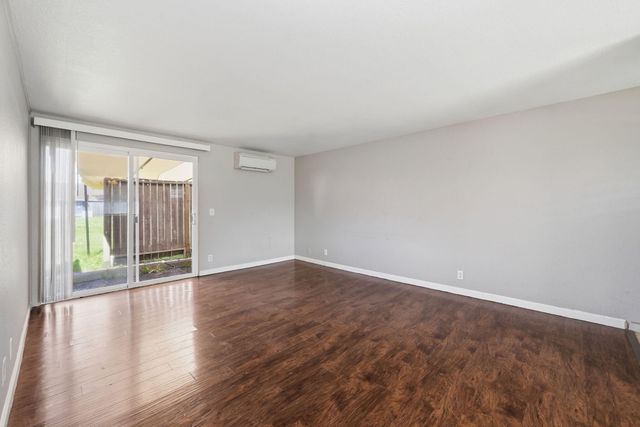 3659 W 18th Avenue, Eugene, OR 97402