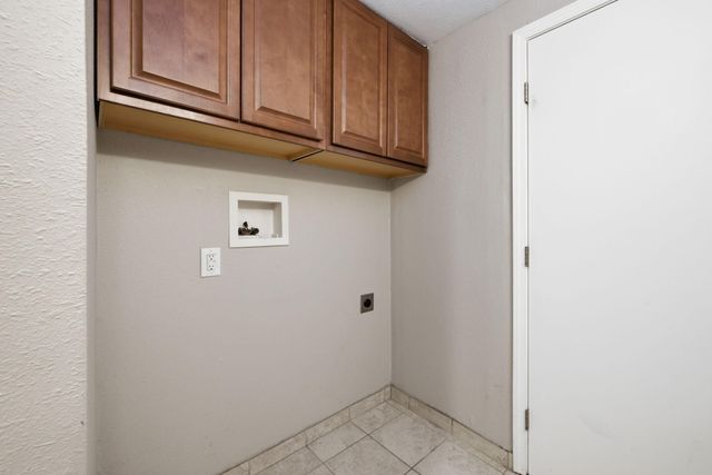 3659 W 18th Avenue, Eugene, OR 97402