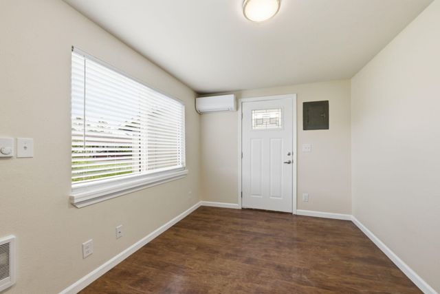 3659 W 18th Avenue, Eugene, OR 97402