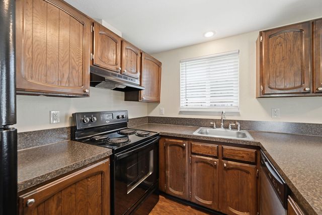 3659 W 18th Avenue, Eugene, OR 97402