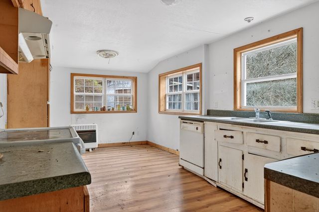 1917 Fairview Road, Andrews, NC 28901