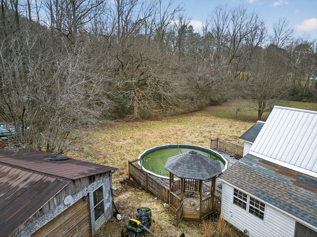 1917 Fairview Road, Andrews, NC 28901
