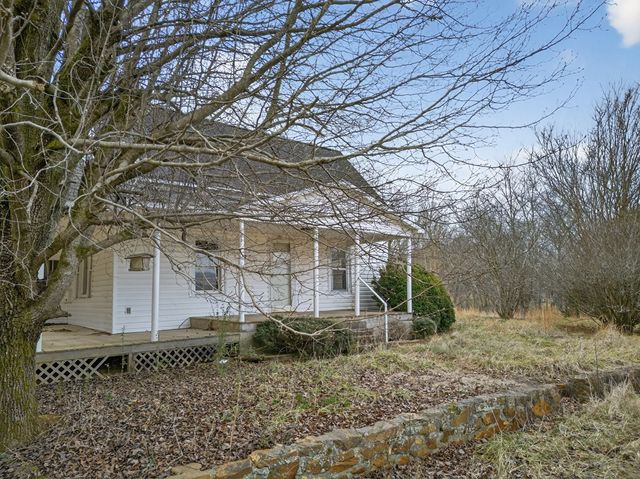 1917 Fairview Road, Andrews, NC 28901