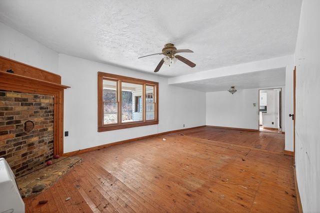 1917 Fairview Road, Andrews, NC 28901