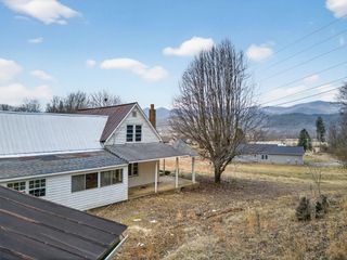 1917 Fairview Road, Andrews, NC 28901