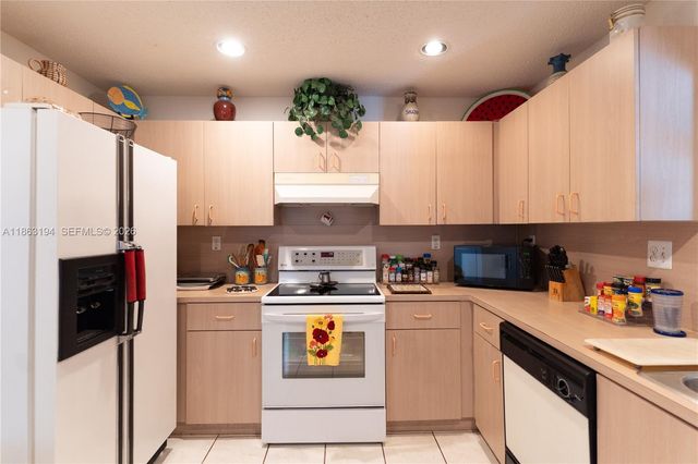 11680 SW 92nd Street, Miami, FL 33176