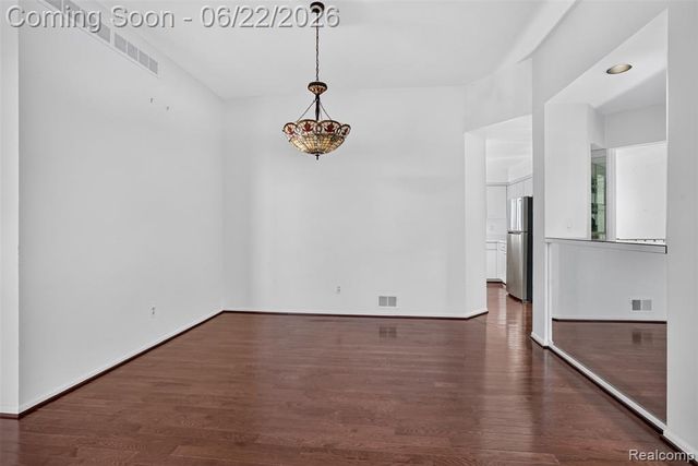 6190 Celeste Road, West Bloomfield, MI 48322