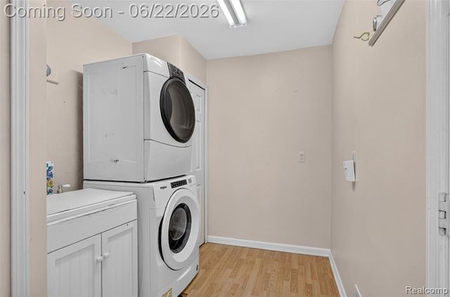6190 Celeste Road, West Bloomfield, MI 48322