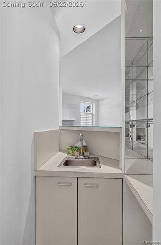 6190 Celeste Road, West Bloomfield, MI 48322