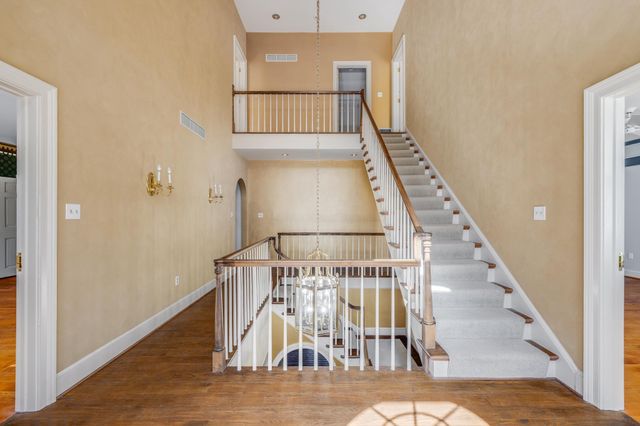 1821 MUSEUM RD, Wyomissing, PA 19610