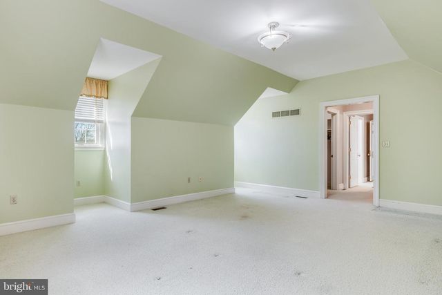 1821 MUSEUM RD, Wyomissing, PA 19610