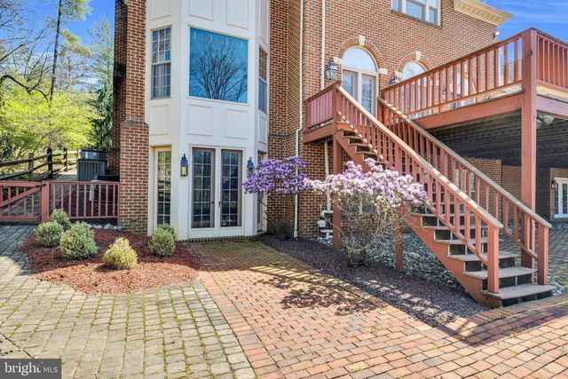 1821 MUSEUM RD, Wyomissing, PA 19610