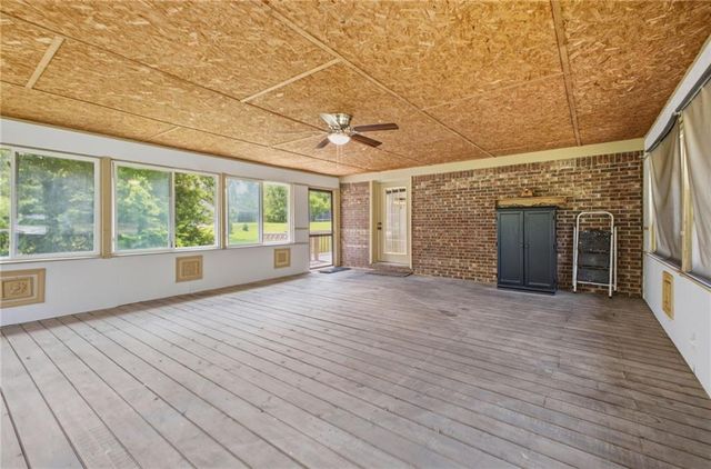 379 Hunt Road NW, Calhoun, GA 30701
