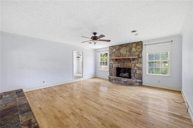 379 Hunt Road NW, Calhoun, GA 30701