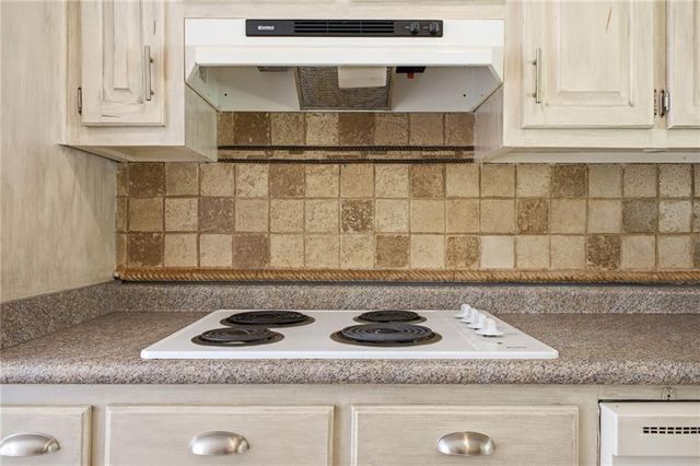 379 Hunt Road NW, Calhoun, GA 30701