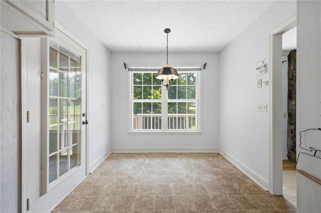 379 Hunt Road NW, Calhoun, GA 30701
