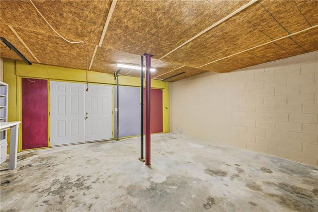 379 Hunt Road NW, Calhoun, GA 30701