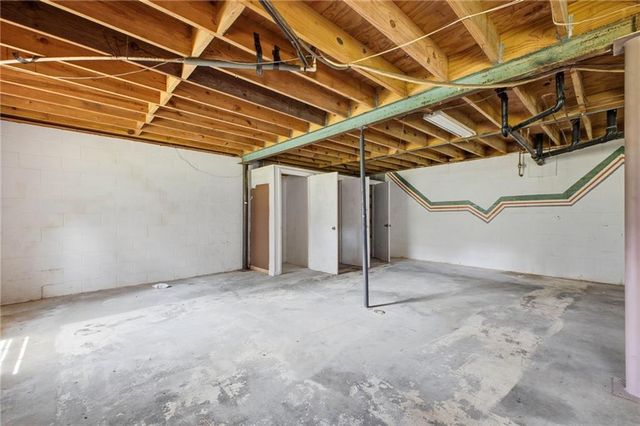 379 Hunt Road NW, Calhoun, GA 30701