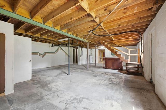 379 Hunt Road NW, Calhoun, GA 30701