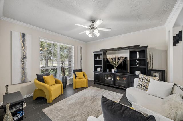 1822 Luminous Waters Lane, Rosharon, TX 77583