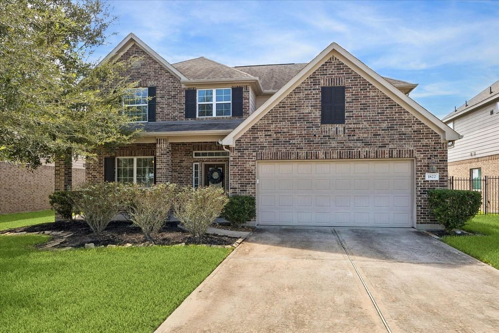 1822 Luminous Waters Lane, Rosharon, TX 77583