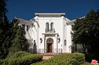1705 Wellington Road, Los Angeles, CA 90019