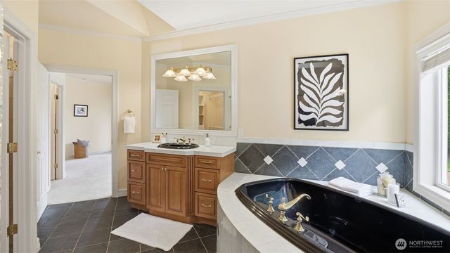 15622 Uplands Way SE, North Bend, WA 98045