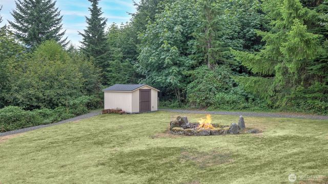 15622 Uplands Way SE, North Bend, WA 98045