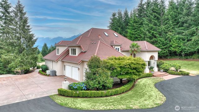 15622 Uplands Way SE, North Bend, WA 98045
