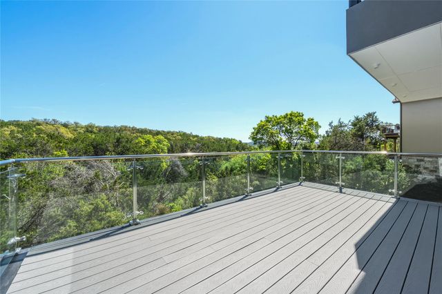 1006 Barrie DR, Lakeway, TX 78734