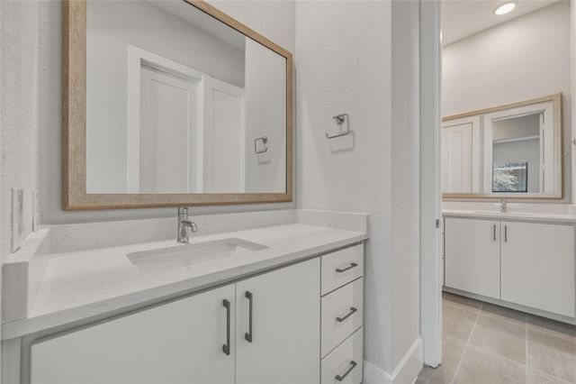 1006 Barrie DR, Lakeway, TX 78734