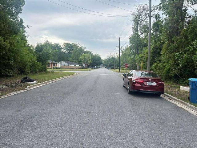 2307 Johnston Street, Brunswick, GA 31520