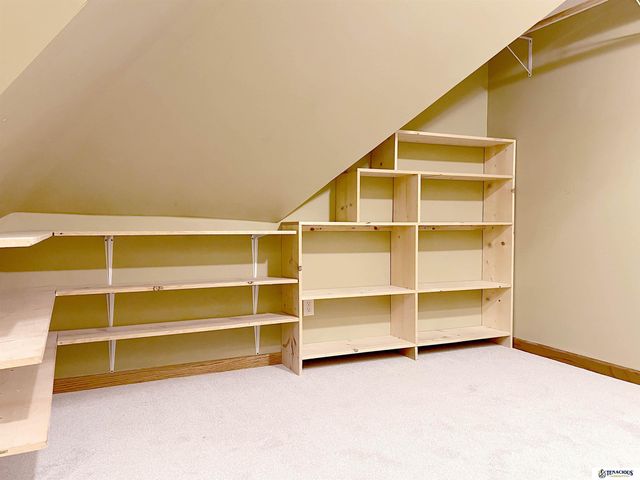 105 E York Avenue, Dewitt, NE 68341