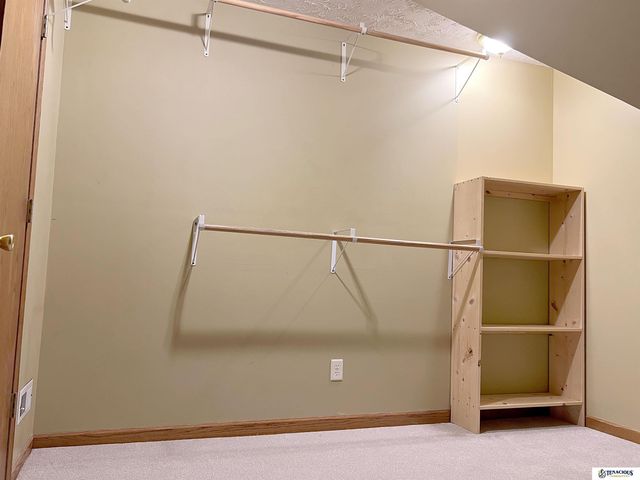 105 E York Avenue, Dewitt, NE 68341