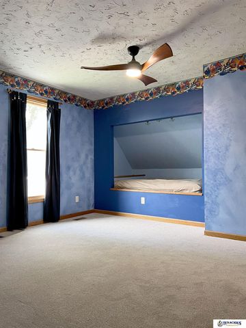 105 E York Avenue, Dewitt, NE 68341