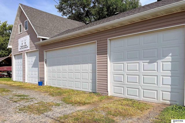 105 E York Avenue, Dewitt, NE 68341