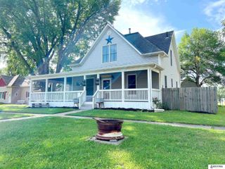 105 E York Avenue, Dewitt, NE 68341