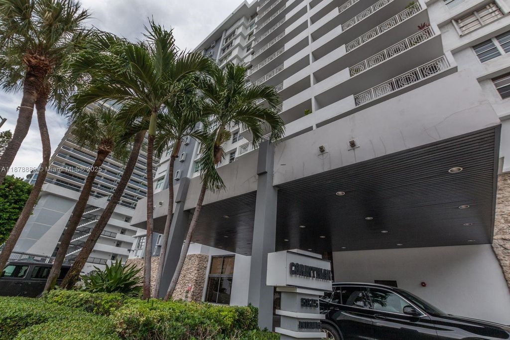5825 Collins Ave 2E, Miami Beach, FL 33140