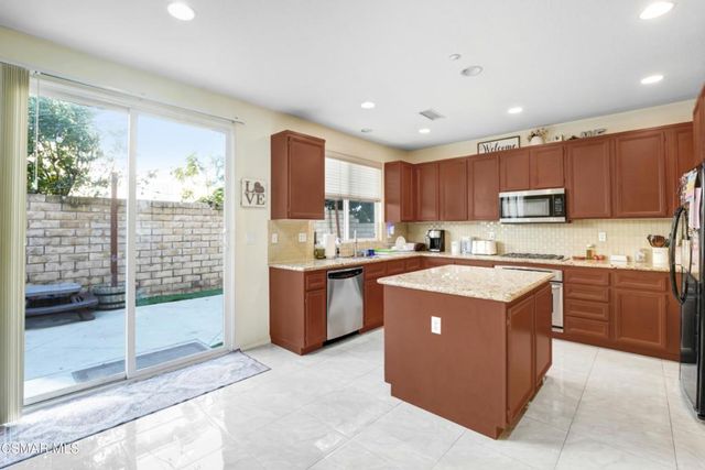 13223 Norfolk Court, Moorpark, CA 93021