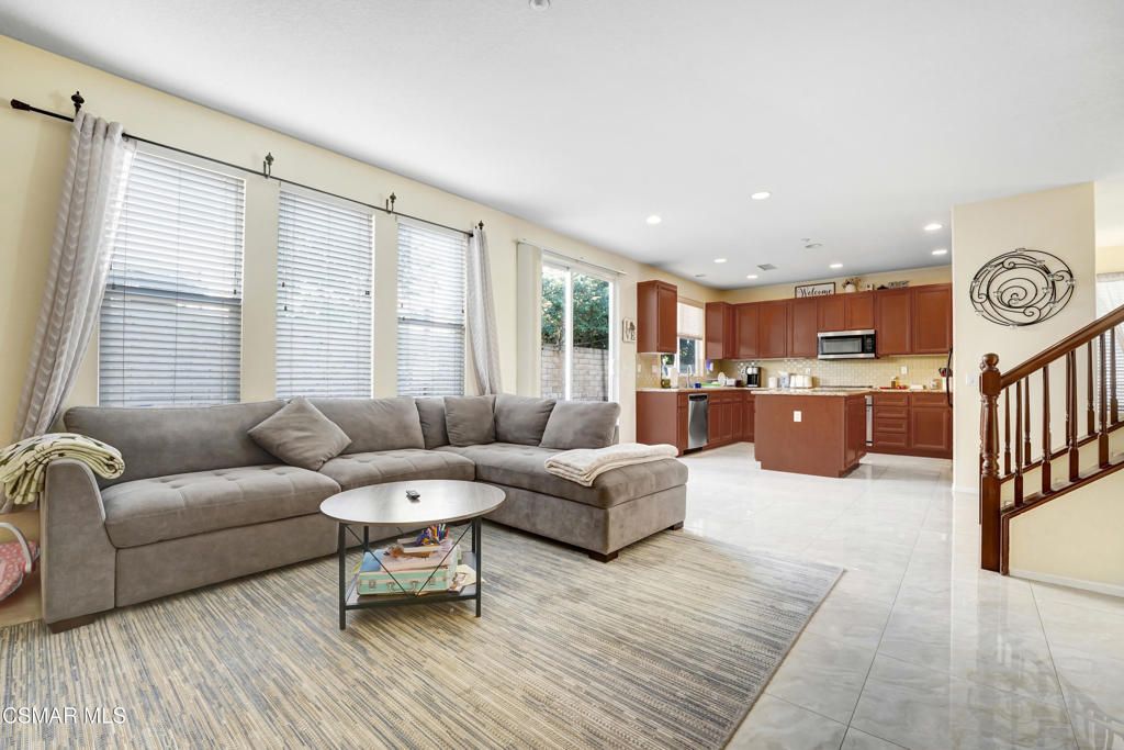 Image 15 of property listing at 13223 Norfolk Court, Moorpark, CA 93021