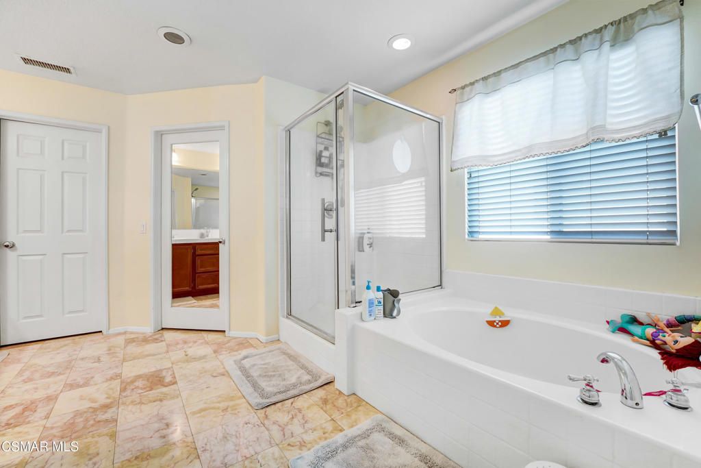 Image 31 of property listing at 13223 Norfolk Court, Moorpark, CA 93021