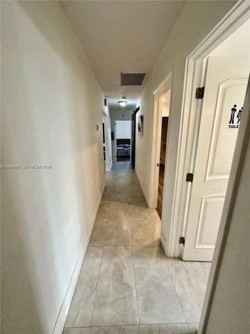 5424 Garfield Street, Hollywood, FL 33021