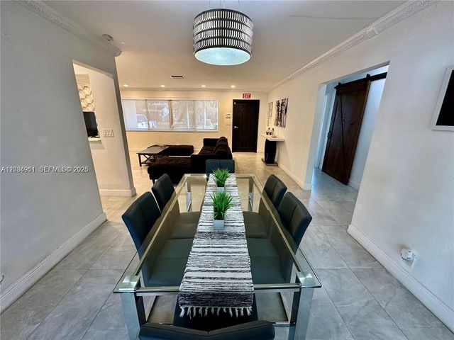 5424 Garfield Street, Hollywood, FL 33021