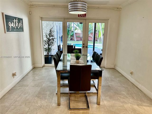 5424 Garfield Street, Hollywood, FL 33021