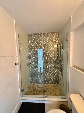 5424 Garfield Street, Hollywood, FL 33021