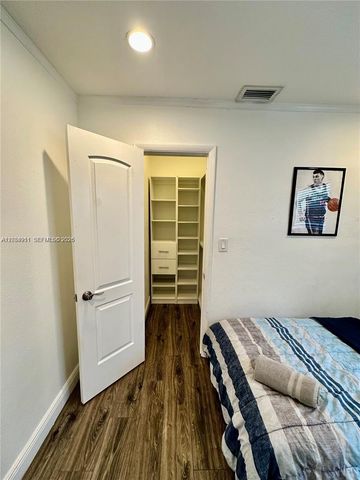 5424 Garfield Street, Hollywood, FL 33021